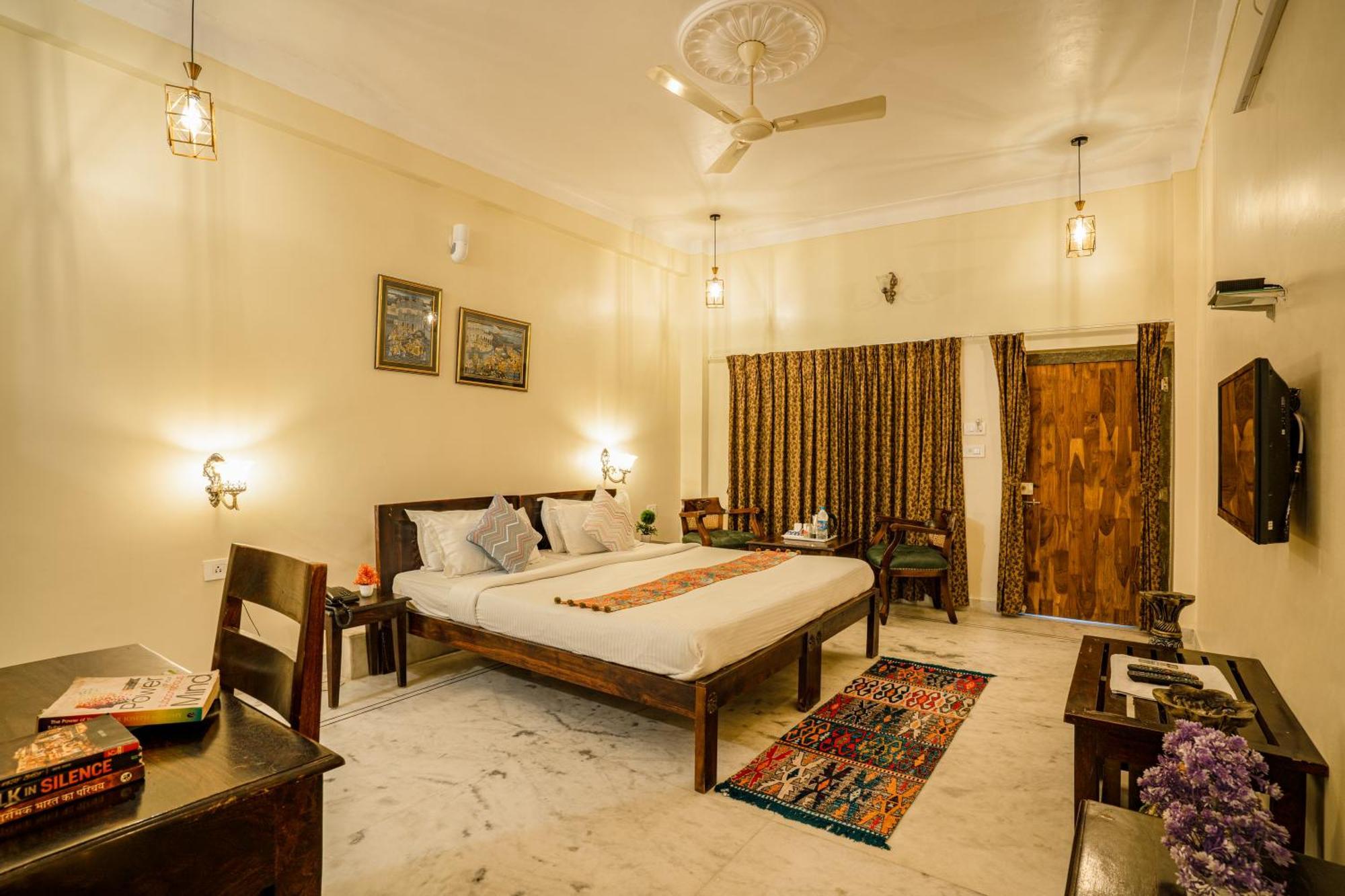 Tripli Hotels Shiv Villas Udajpur Exteriér fotografie